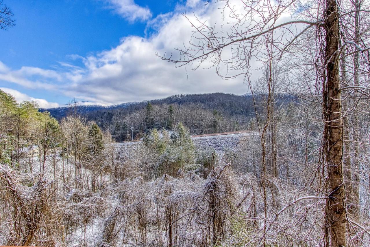 Magical Moments, Hot Tub, Wifi, 1089 Free Tickets Each Paid Day, Dollywood And More Gatlinburg Extérieur photo