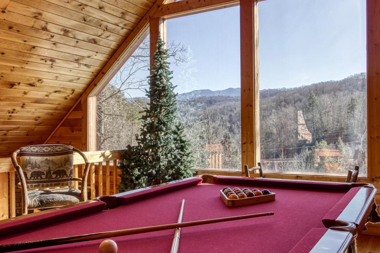 Magical Moments, Hot Tub, Wifi, 1089 Free Tickets Each Paid Day, Dollywood And More Gatlinburg Extérieur photo