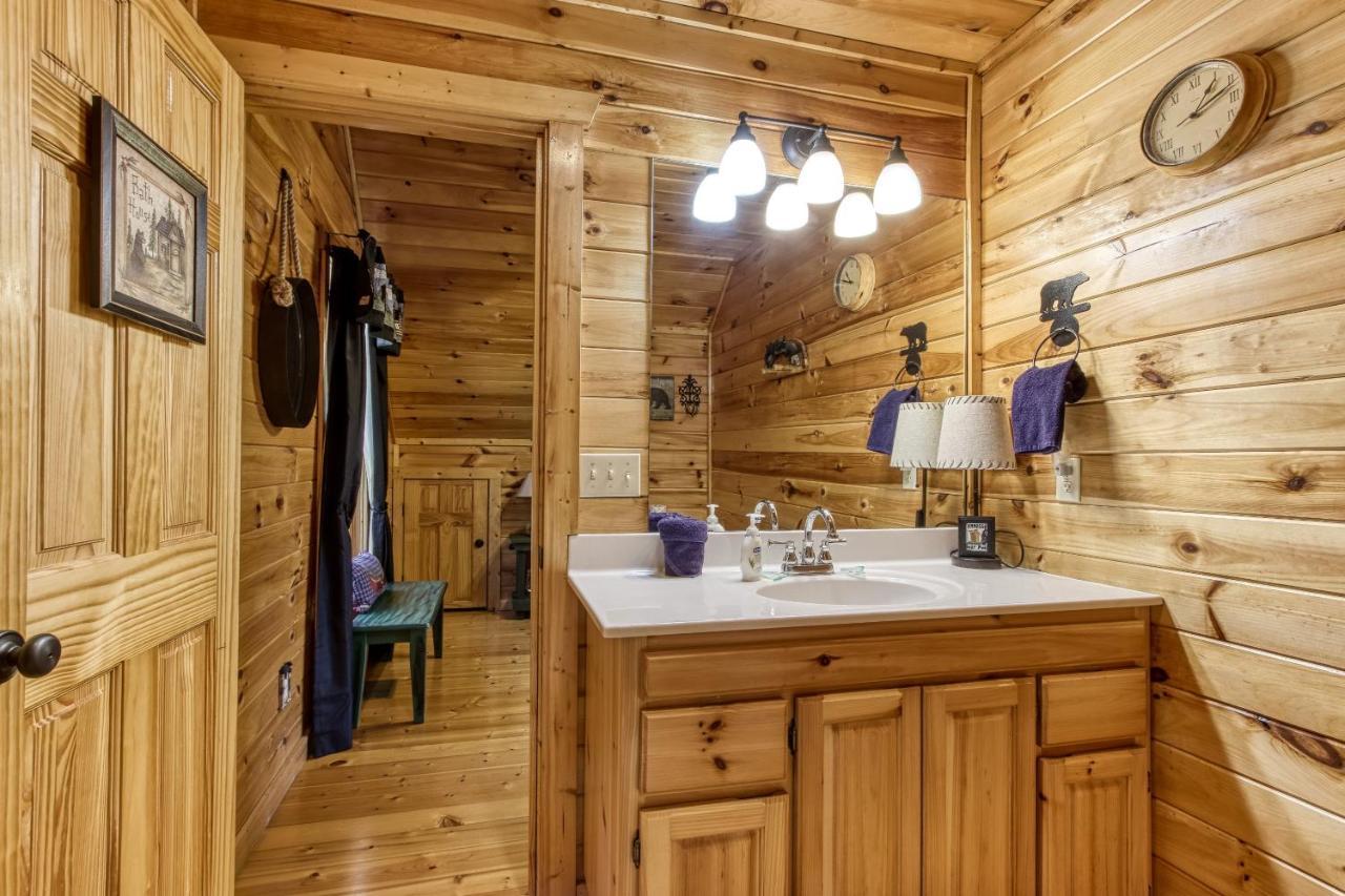 Magical Moments, Hot Tub, Wifi, 1089 Free Tickets Each Paid Day, Dollywood And More Gatlinburg Extérieur photo