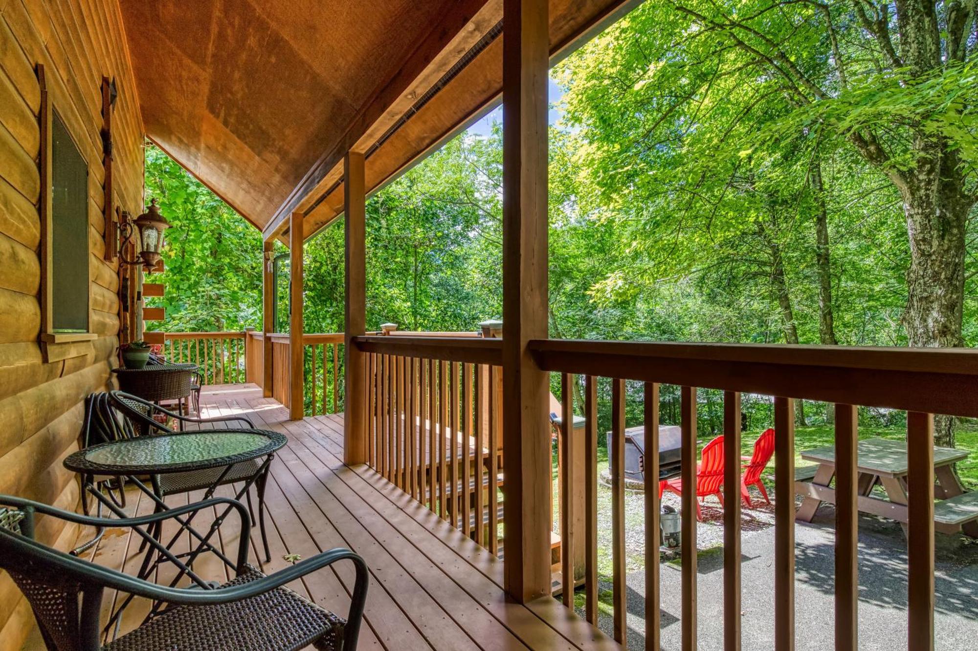 Magical Moments, Hot Tub, Wifi, 1089 Free Tickets Each Paid Day, Dollywood And More Gatlinburg Extérieur photo